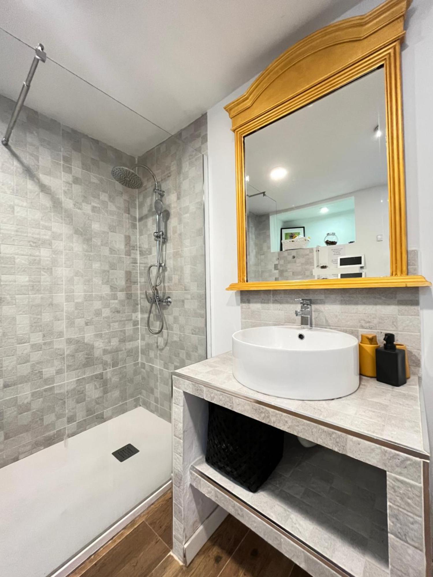 Duplex Manzanares Izq Amarillo Temporal Apartment Madrid Ngoại thất bức ảnh